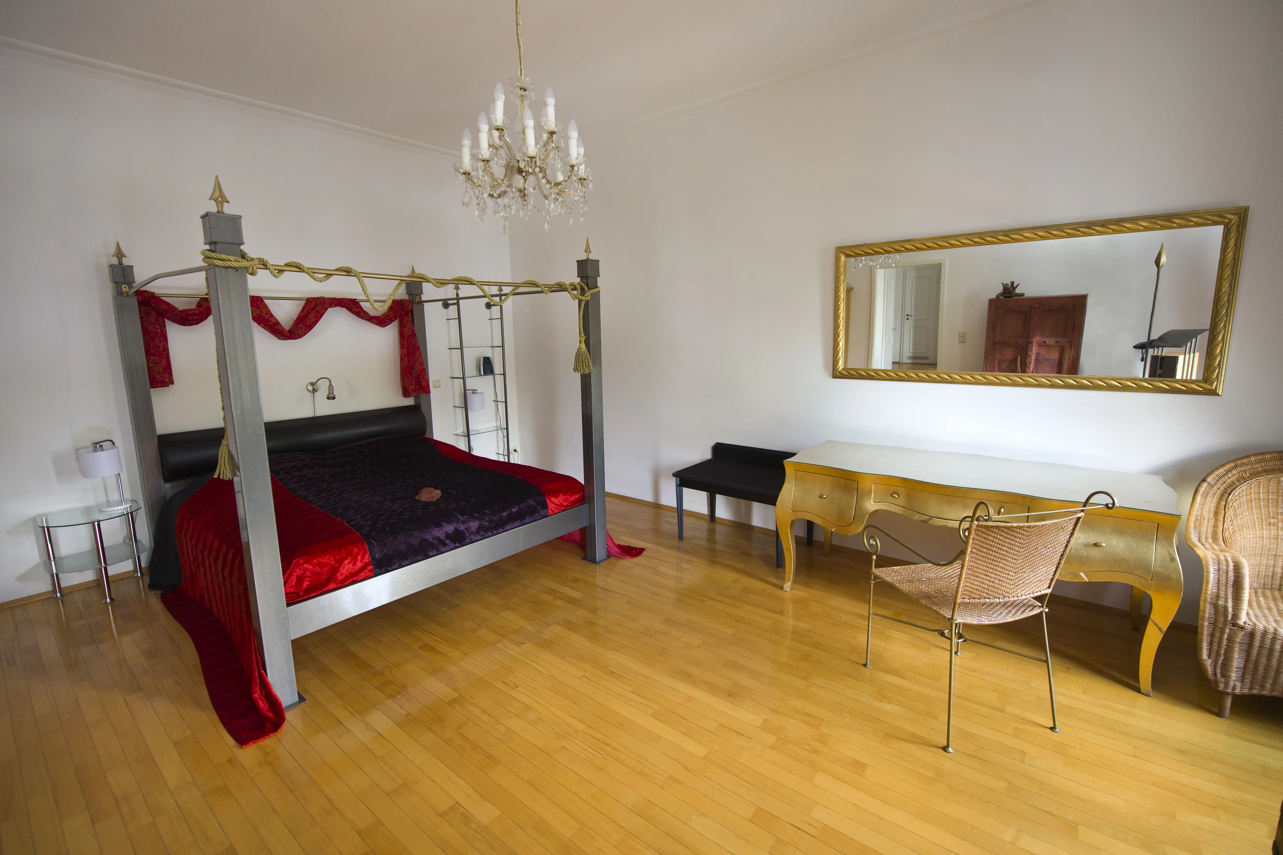 Apartment 22