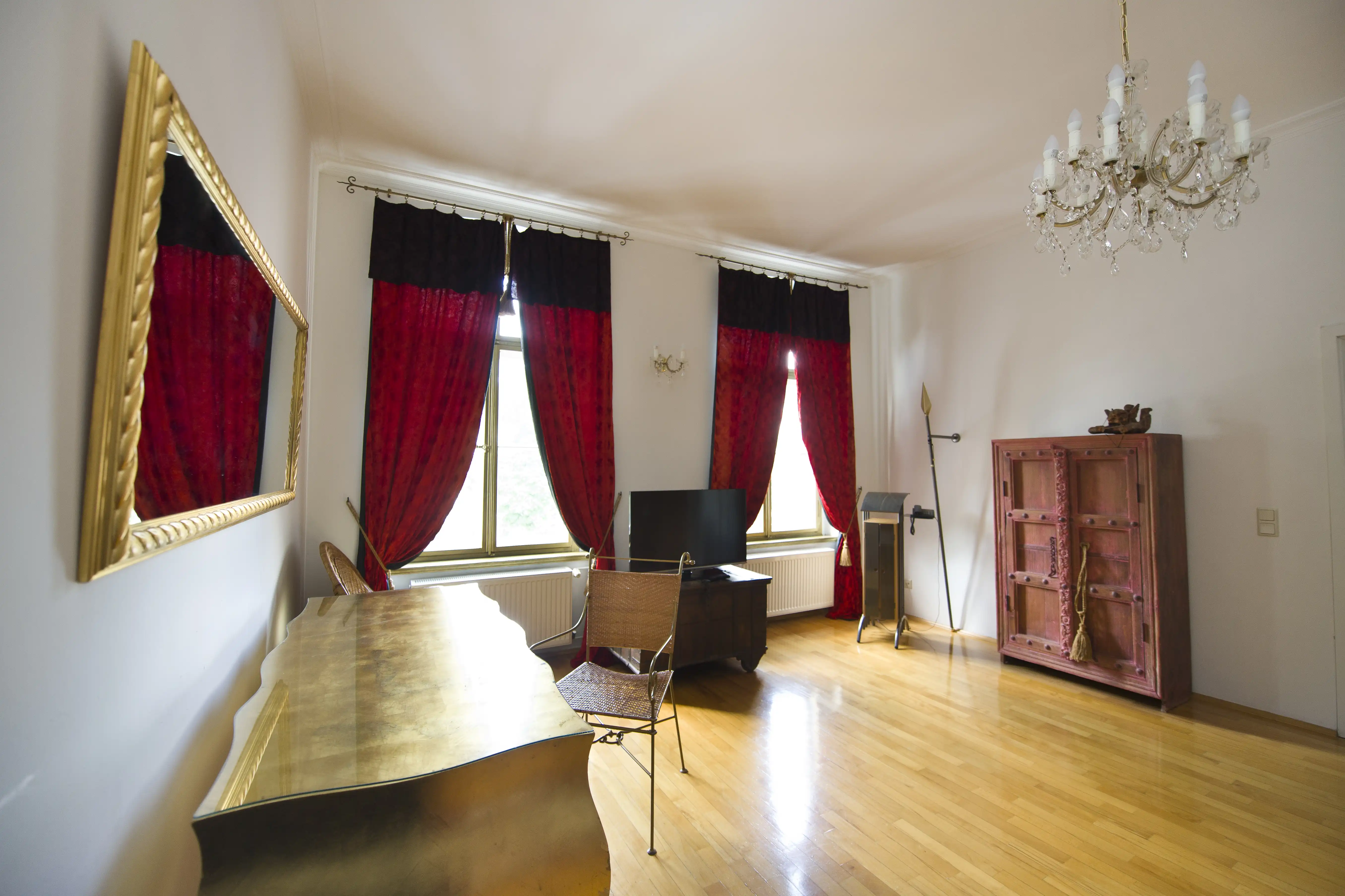 Apartment 22